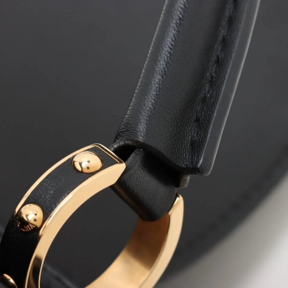 Louis Vuitton Monogram Flower Capucines MM Black - Picture 14 of 15